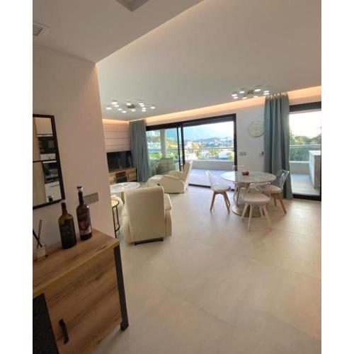 Luxury Apartment View La Quinta Golf, Marbella