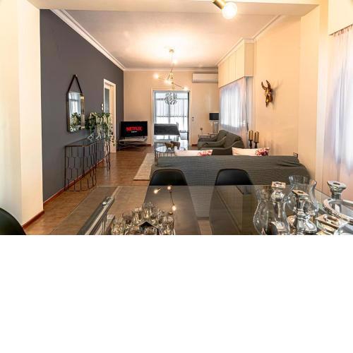 Luxury apartment with 3 bedrooms close to the lake