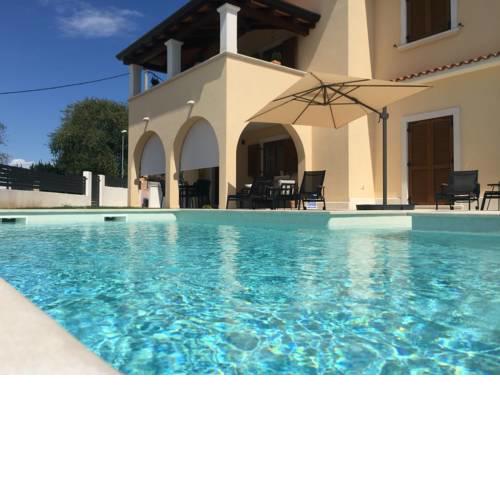 Luxury apartment with private pool
