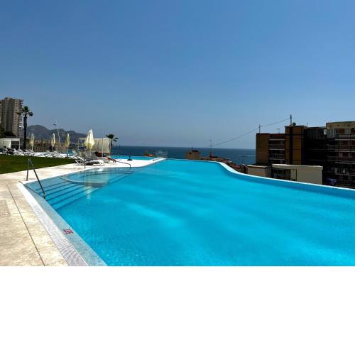 Luxury apartment with stunning sea views in Sunset Cliff Benidorm