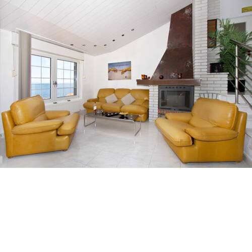 Luxury apt with 3 balconies terrace & sea view