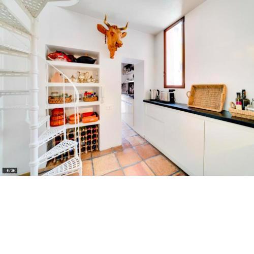 Luxury art apartment in Trastevere with terrace