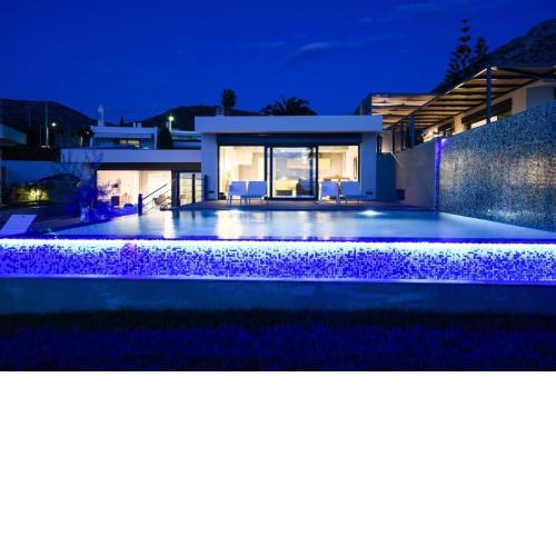 Luxury Beachfront Villa Selenia Gold in Sounio