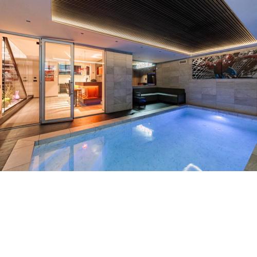 Luxury Boutique Apartment with a private pool N18