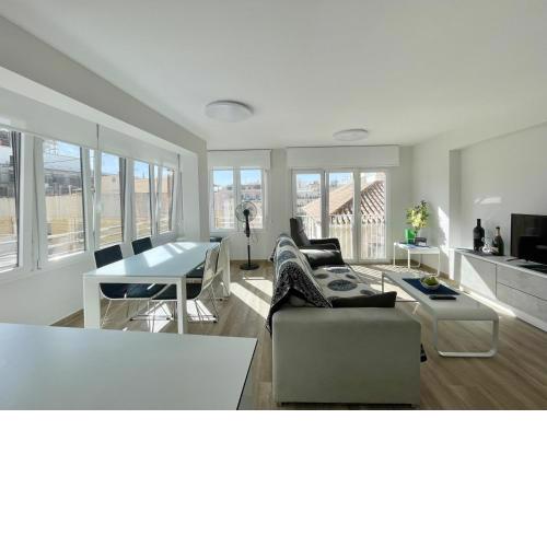 Luxury Center Apartment