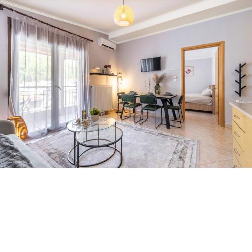 Luxury Central Apartment