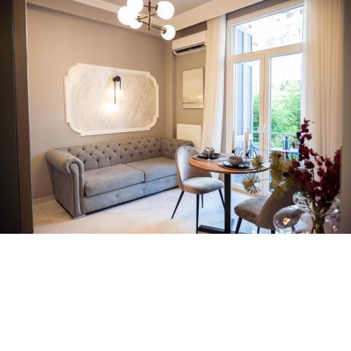 LUXURY CENTRAL APARTMENT