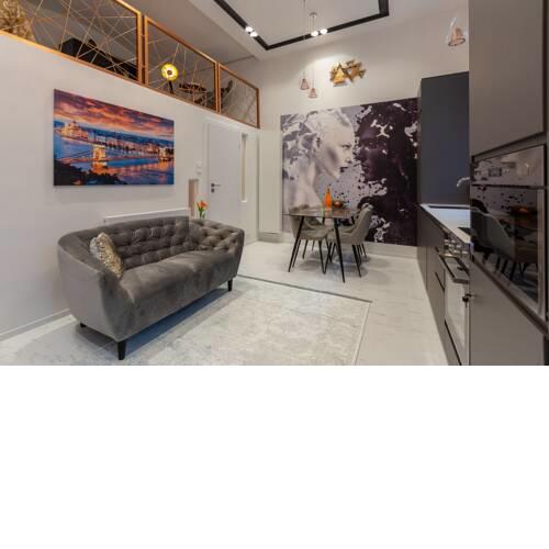 ◈ ◈ Luxury Designer Home with a Delicate Rosegold Touch ◈ ◈