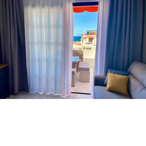 Luxury Diamond - Ocean view, Big terraces, Air Con, Wifi