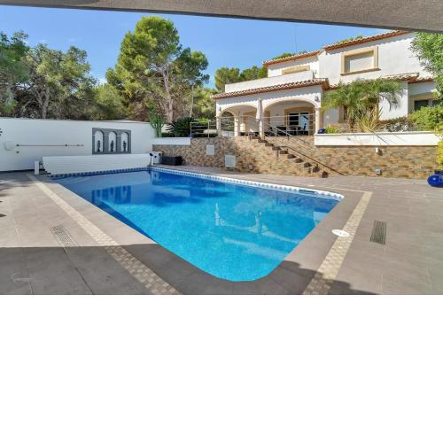Luxury Family Holiday Villa in Moraira