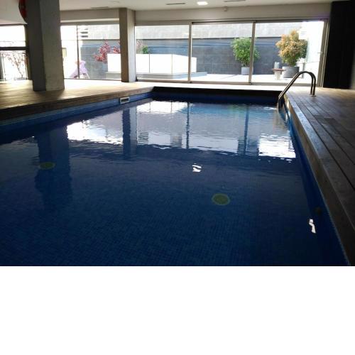 LUXURY FLAT, 3 BEDROOMS, 2 BATHROOMS AND SWIMMING POOL NEXT TO THE BEACH!!
