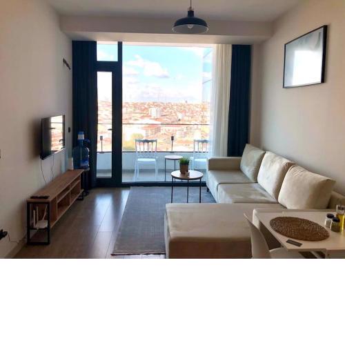 Luxury Flat, Amazing city view. Gym & Parking ( EMP 271 )