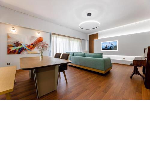 Luxury flat at archaeological museum