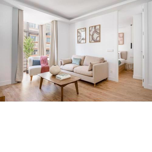 Luxury flat Gran Via V