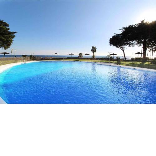 Luxury Frontline Residence EHHouse