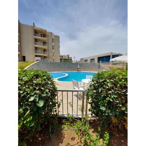 Luxury Ground flat with garden-families only