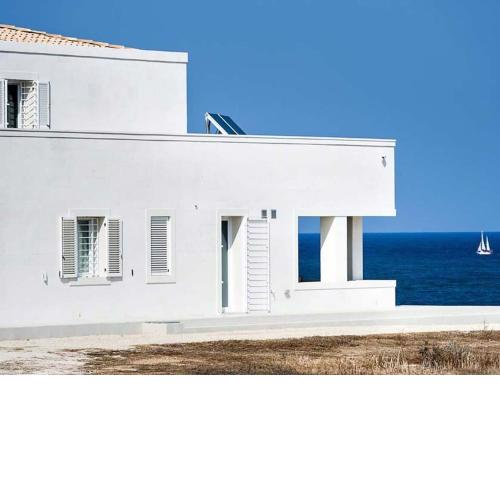 Luxury Holiday Home in Portopalo di Capo Passero with Pool