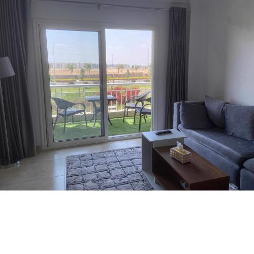 Luxury Inn: 3BR Amazing View in Madinaty12