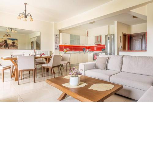 Luxury Maisonette near the Beach