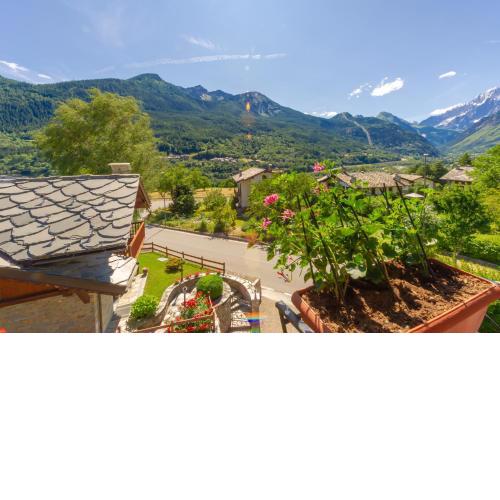 Luxury New Renovation Mont Blanc Views