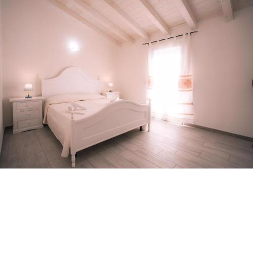 Luxury New Villa in LaCaletta 1 min from the Beach