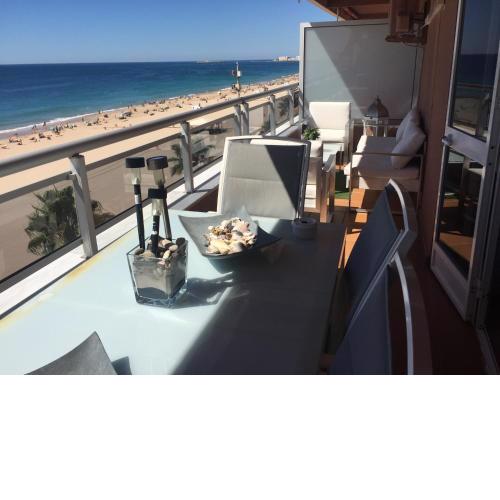 Luxury Oceanfront triplex in Cadiz
