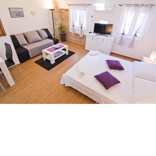 Luxury Old Town Suites