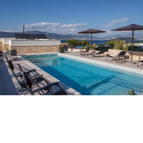 Luxury Poolside Villa
