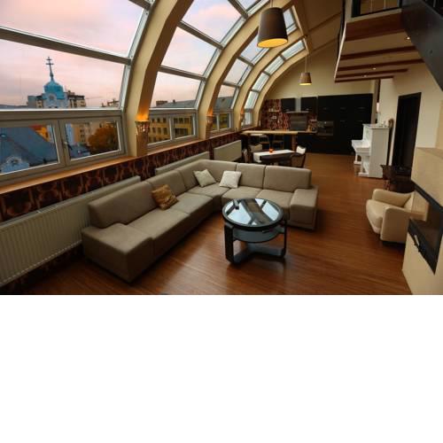 Luxury private romantic 3BR loft w/stunning view