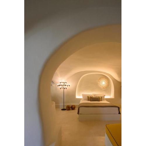 Luxury Santorini Villa Potamos Luxury House 2 Bedrooms Private Heated Pool and Serene Location Episkopi