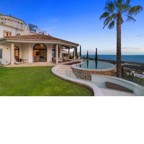 Luxury Sea View Villa in Marbella