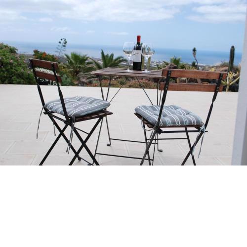 Luxury studio, sea view, pool