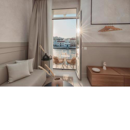 Luxury Suites by Lato