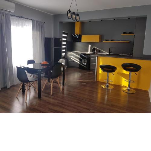LUXURY SUITES