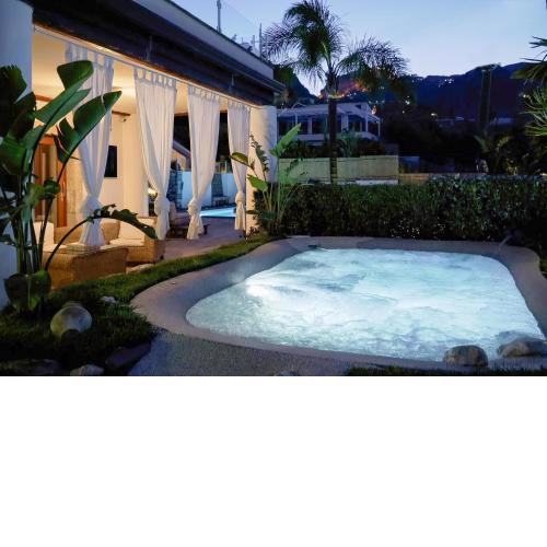 Luxury Taorum villa with spectacular sea views in Taormina
