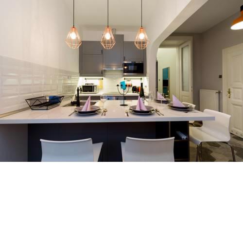 Luxury Twin 1-bedroom in Kazinczy street