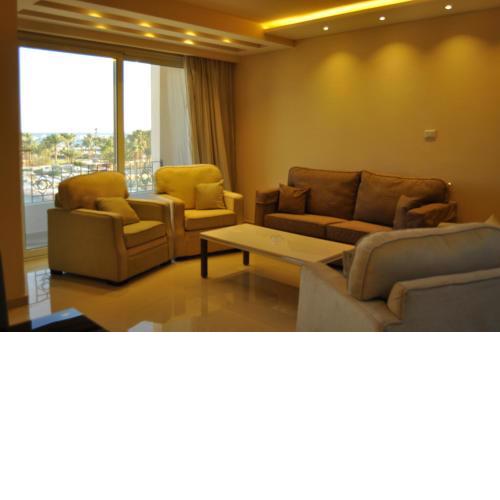 luxury Two bedroom Apartment with sea view