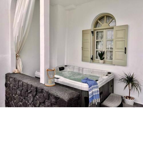 Luxury Vacation Villa Irene with private juccuzi