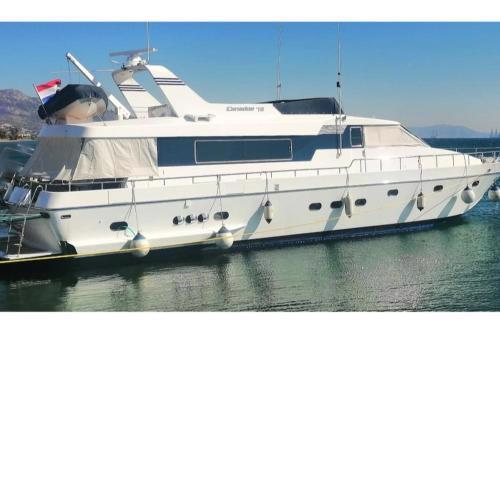 Luxury Vacations, Accommodation