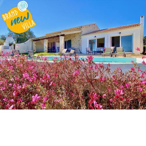 Luxury Villa Artemisia with private pool