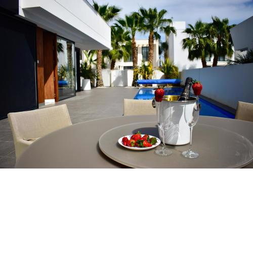 Luxury Villa LAGUNA - Ciudad Quesada
