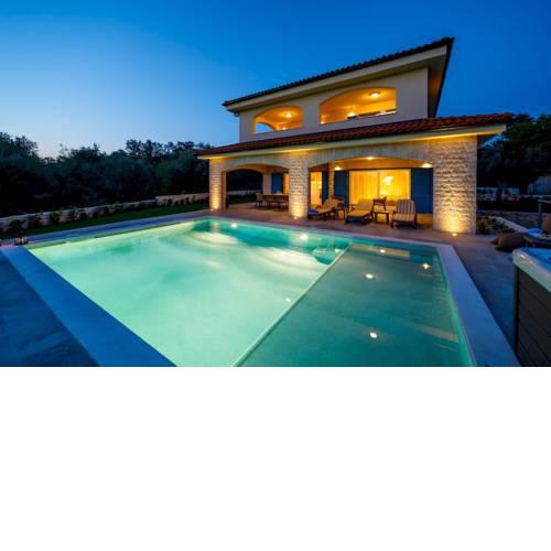 Luxury Villa Loma 2