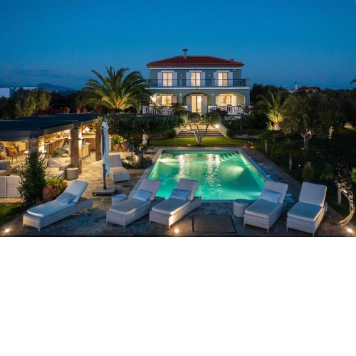 Luxury Villa Mansion with Extraordinary Sea Views!