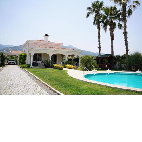 Luxury Villa Narlıdere