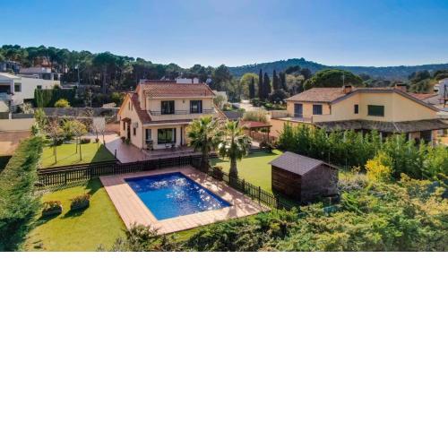 Luxury Villa near the Sea