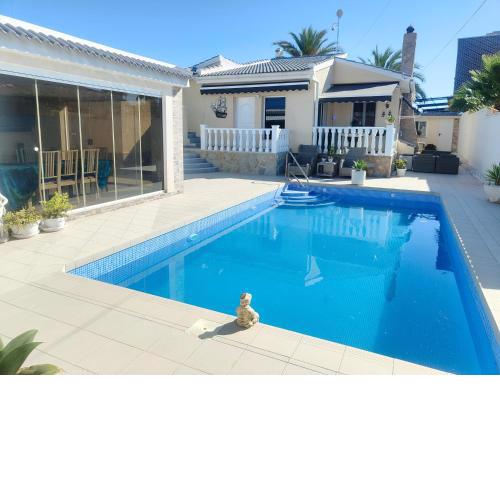 Luxury Villa Quesada