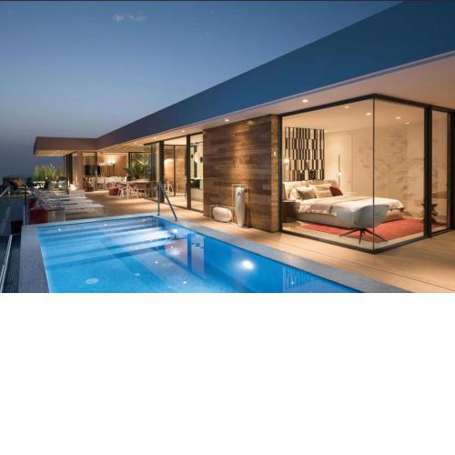 Luxury Villa Rebeka - Heated Pool and Jacuzzi