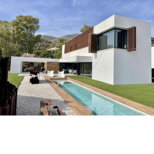 Luxury Villa Victoria