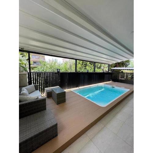 Luxury Villa with a pool &garden