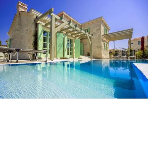 Luxury villa with a swimming pool Liznjan, Medulin - 16329